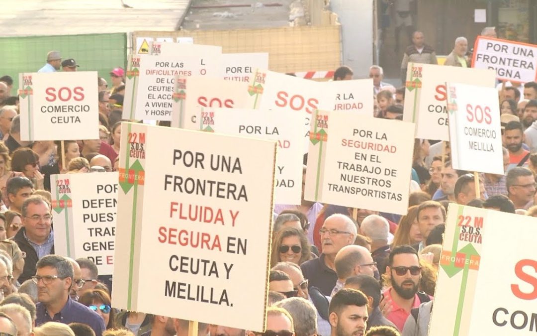 La protesta por el caos de la frontera toma las calles de Ceuta