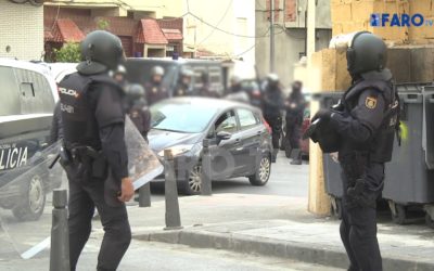 Operación de la Policía Nacional de Ceuta en busca de armas en el Príncipe